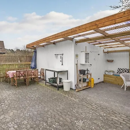度假居 Stunning In With 3 Bedrooms And Wifi Glesborg