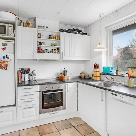 Stunning In With 3 Bedrooms And Wifi