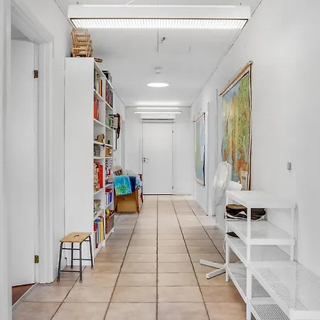 Stunning In With 3 Bedrooms And Wifi 度假居